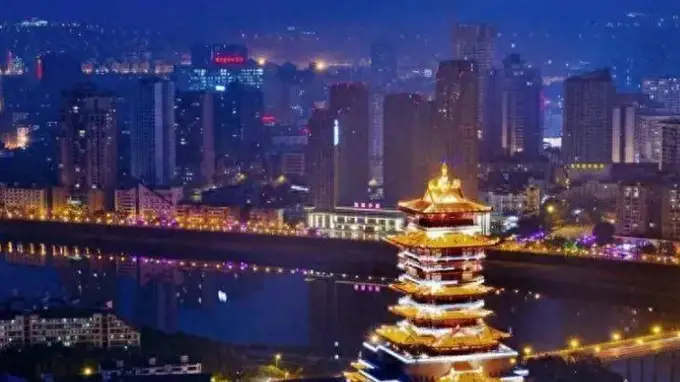天府之国四川有多大？面积相当于一个德国，高低落差将近7000米