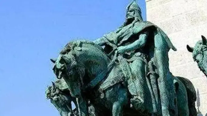 汉匈决战前夜儒生劝汉武帝和亲 武帝派其出使匈奴一月后竟死异国