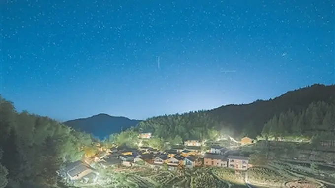 西涌暗夜星空之旅 夏夜解锁观星赏萤新体验
