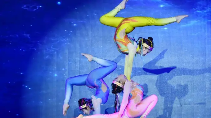 幻彩百戏聚古沈 匠心传韵焕新生