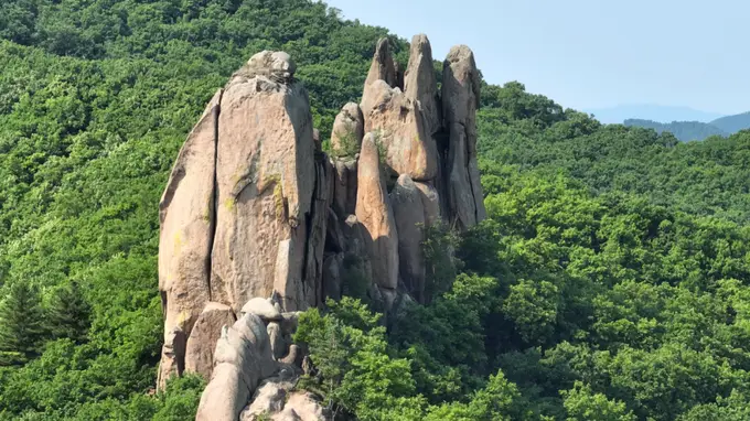 团团荐家乡 清凉牡丹江避暑秘境5日游 打卡熔岩洞地下森林逛镜泊湖网红庄园