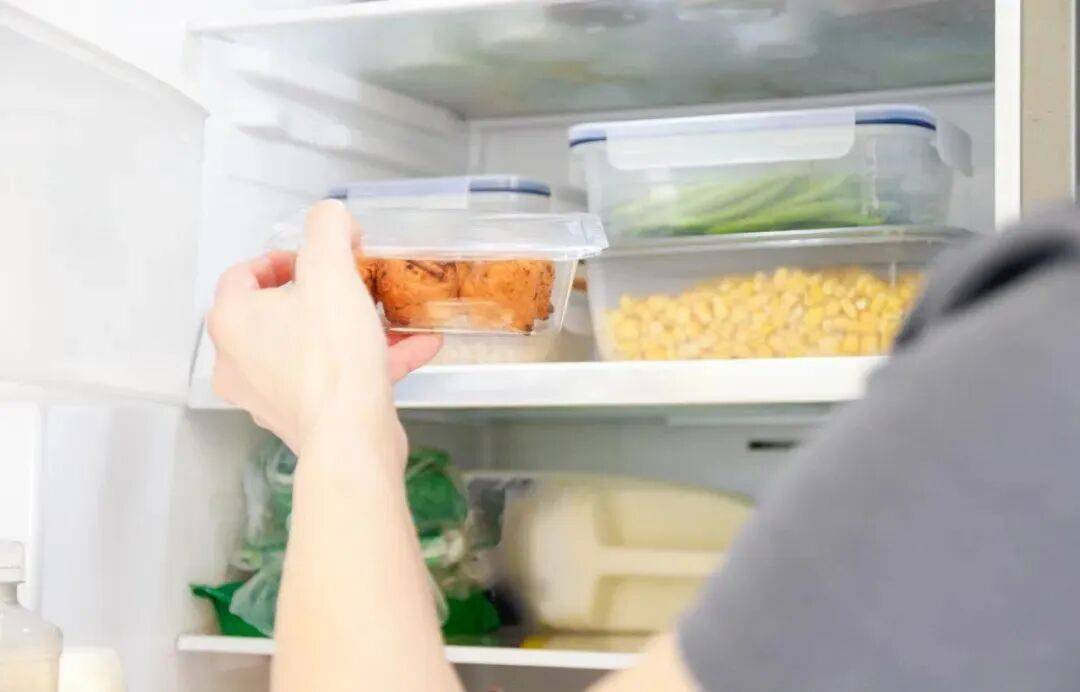 每天带饭去公司吃更健康？这些食物最好不要“隔夜带”！