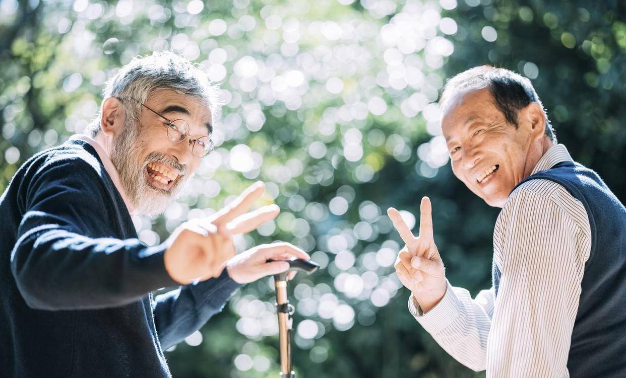 7月3日看点：银发族占旅游人数20%！退休不是退场，新万亿赛道正在崛起