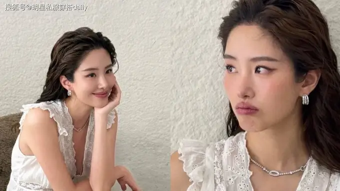 杨采钰当妈后“穿衣更放得开”!荷叶边短上衣搭碎花裙,慵懒时尚