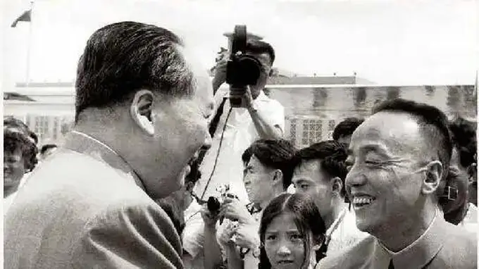 抗美援朝保家卫国 毛主席力排众议敲定出兵援朝战略