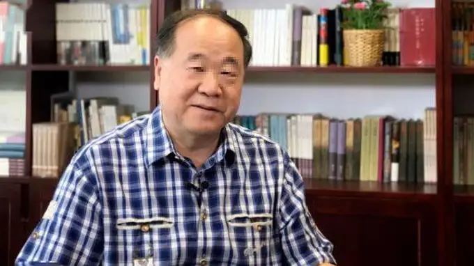 莫言:当我看到一个女人手上没有手镯、手链,脖子上没有项链,我能确定她在这3个方面是非常“特别”的女人