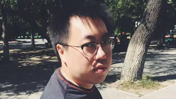 班宇获鲁迅文学奖：作品没有原型获认可