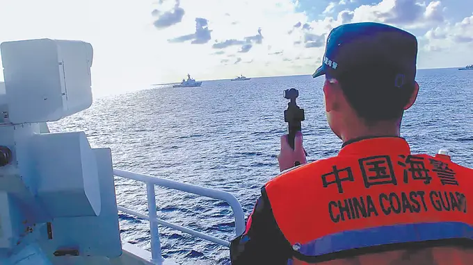 召见大使表达强烈不满，人道安排彰显大国责任，中方敦促菲律宾停止挑衅