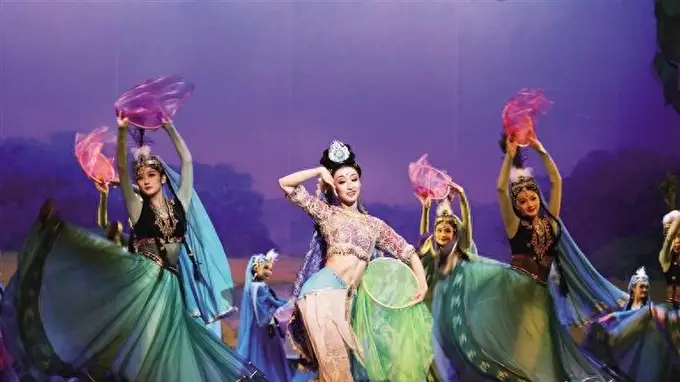 经典舞剧《丝路花雨》暑期驻场演出在甘肃黄河剧院启幕