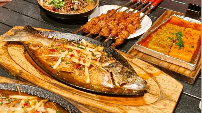 大漠寻味 居延海特色羊驼美味鲜享