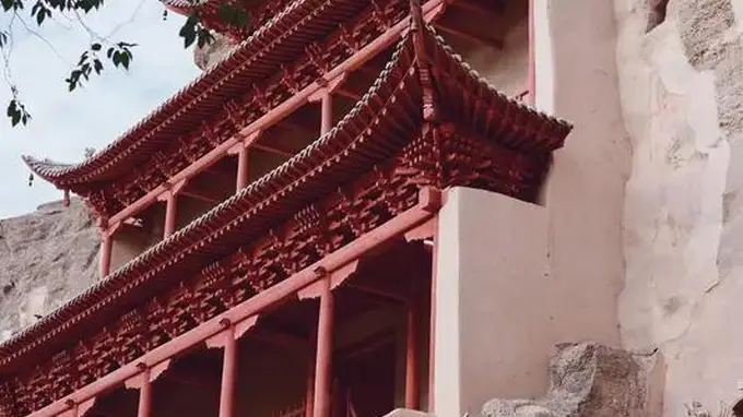 敦煌：从戈壁深处扬名全球的文化明珠