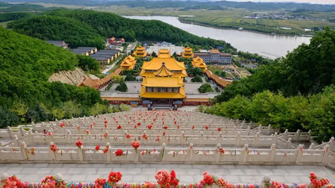 敦化核心景点全景指南 金鼎大佛雁鸣湖老白山齐览