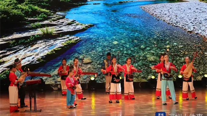 民乐传情粤桂同心 少儿乐团奏响民族团结新乐章