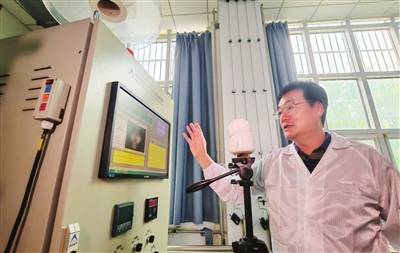 天津理工大学深化“政产学研用”协同创新 炉火淬炼 向海图强