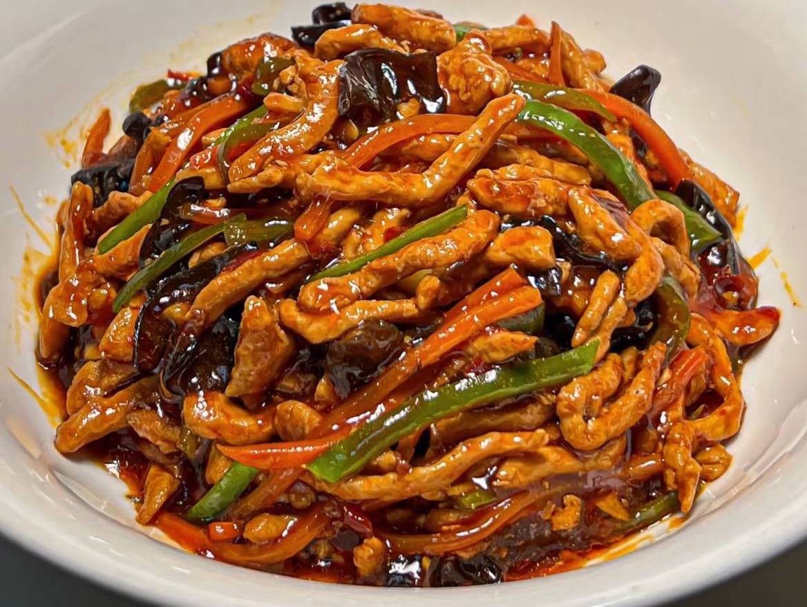 一碗米饭，一盘鱼香肉丝，治愈所有疲惫