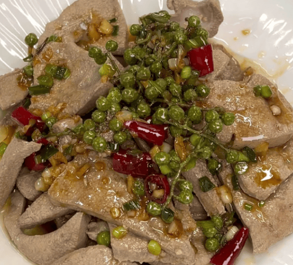 二十秒猛火速成，椒香缠嫩肝造就地道渝味小炒