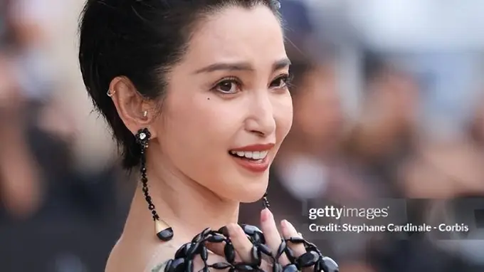 53岁李冰冰扛住了G社镜头！跟布兰切特裴淳华同框美爆了