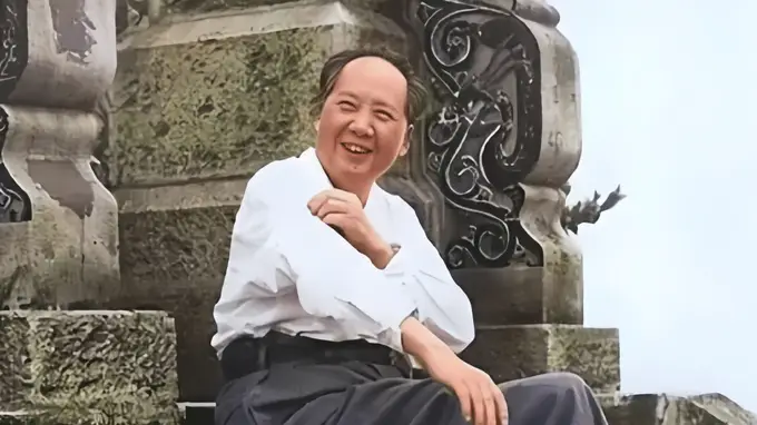 陈赓被授开国大将，毛主席说了一句玩笑话，陈：我的大将又不是你给的