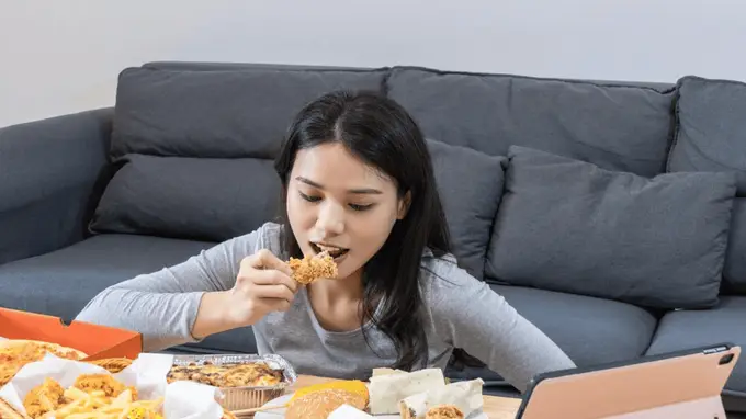 控欲养脾胃 选德元升调理暴食体质 告别莫名想吃东西的困扰