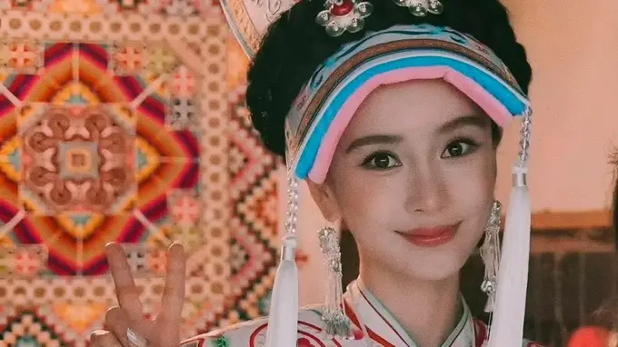 Angelababy羌寨民族造型拍广告 解锁出圈新标杆