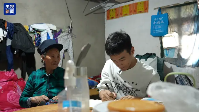 高考606分！脑瘫少年大喊：“山，我走出去了！”