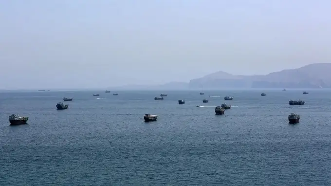 特朗普：将收霍尔木兹海峡货运20%费用