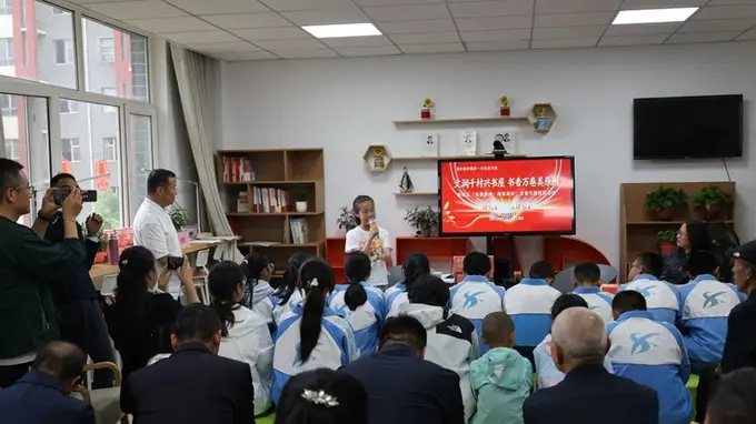 宁夏原州区“书香原州・阅享美好”主题阅读活动走进农家书屋