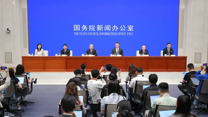 3万公里零碳公路运输通道铺设 铁路民航水运联动重塑旅游新格局