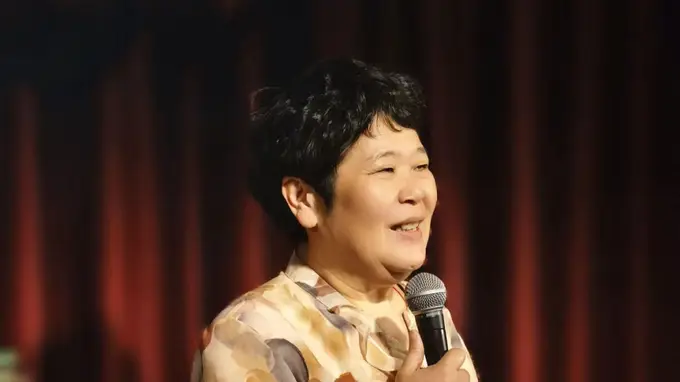 “房主任”的两种舞台语法，在现实土地权益链条中为何失灵？