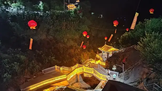 平和小西天消夏引客 黄道周题匾加持焕文旅新貌