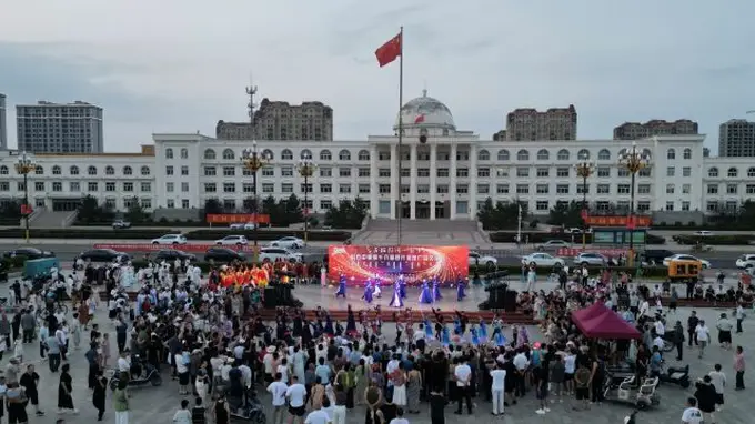 科右中旗第十六届图什业图广场文化节 全民共赏民族文化盛宴