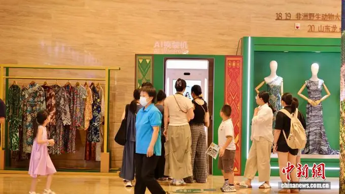 “大河·大地 鲁非艺术对话展”于8月4日在济南正式开展
