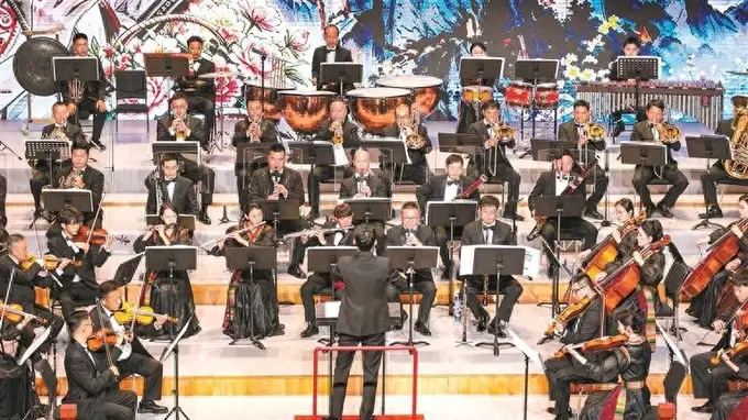 第三届西藏文化艺术节特邀剧目交响组曲《阿诗玛》 唱响《双城记·彩云格桑