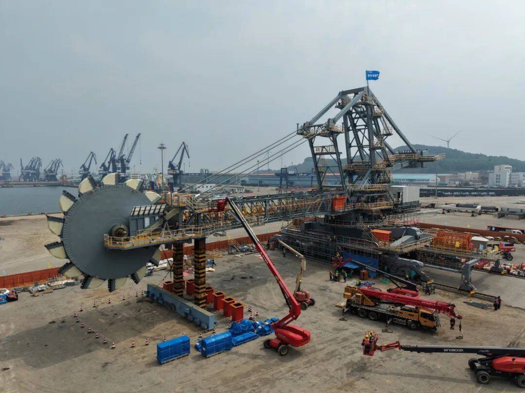 大连重工海外标杆工程力拓取料机项目稳步推进