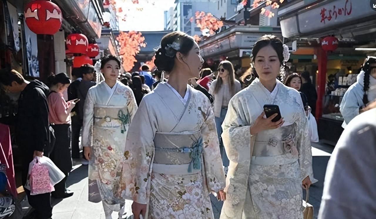 万万没想到，中日关系都这样了，竟还有中国人非要去日本旅游？