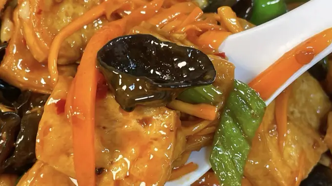 鱼香豆腐！好吃到舔盘子，营养满满，成本不到5块钱