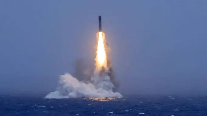 8000公里落点太平洋！解放军试射战略导弹，美国这次看懂了信号