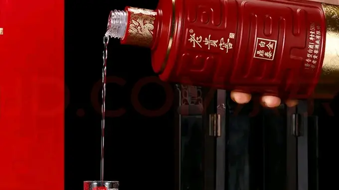 商务版白酒在商务宴请与礼赠场景中的选型关注点分析