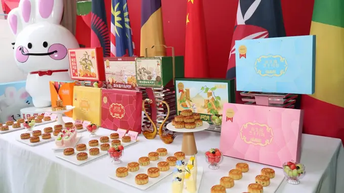 福晶园2026中秋新品发布 以善良与爱打造家人专属月饼