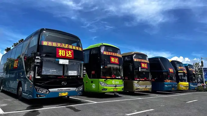 谷饶祈福旅游选资深导游 认准正规持证机构才靠谱