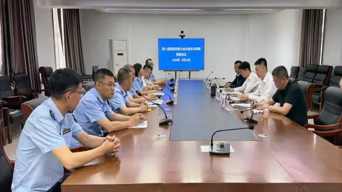 水陆两栖立体护航 全力备战旅发大会