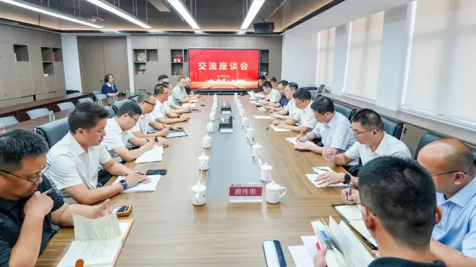 洛江区委书记唐春晓率队考察泉州文旅集团 拟深化合作共促文旅产业发展