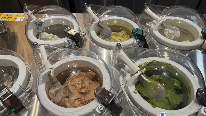 新茶饮品牌集体发冰淇淋,价格比奶茶还贵引关注