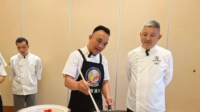 “寻味万绿·粤赛粤鲜”预热先行！河源中山名厨跨城切磋粤菜技艺