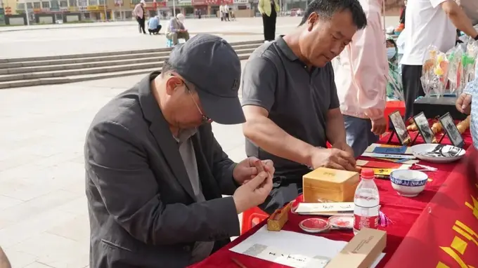 乌海市海南区 指尖技艺变身指尖经济 非遗活化出新路