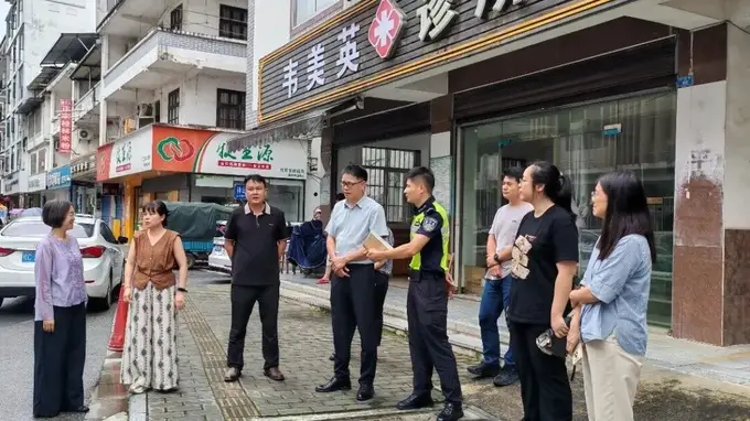 阳朔重点提案督办:规范电动车租赁经营 擦亮旅游城市名片