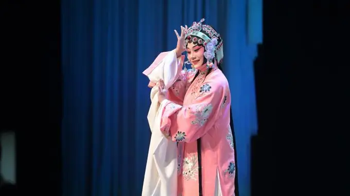 京剧《汉明妃》呼和浩特上演 尚派唱腔再现昭君出塞家国情怀
