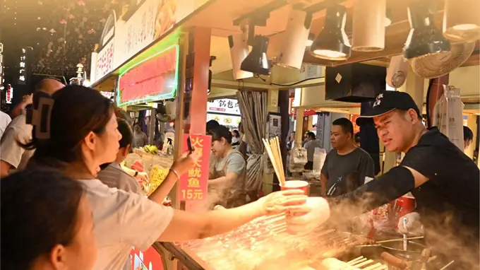 海报 | “清凉经济”引爆盛夏消费新活力
