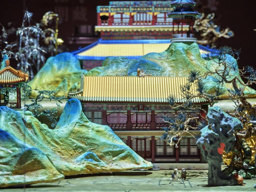 数字光影复原故宫乾隆花园全域风貌