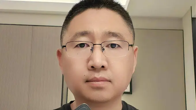 拯救者手机Y70新一代 养虾玩机两不误